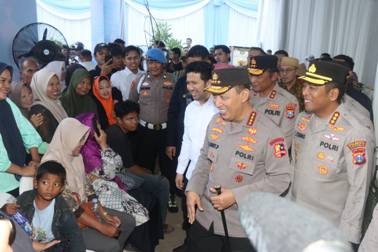 Kapolri Groundbreaking 13 SPPG Polri di Jatim dan Resmikan SPPG Polresta Sidoarjo